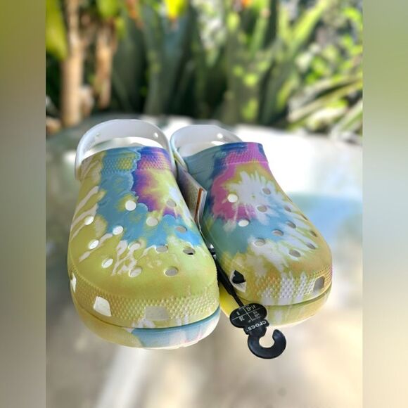 Crocs Classic Platform Tie Dye Clogs Yellow Pink Blue Size 10 - Picture 8 of 11